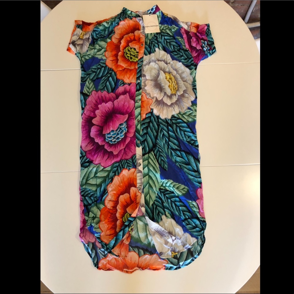 Floral Button-down Dress with short sleeves